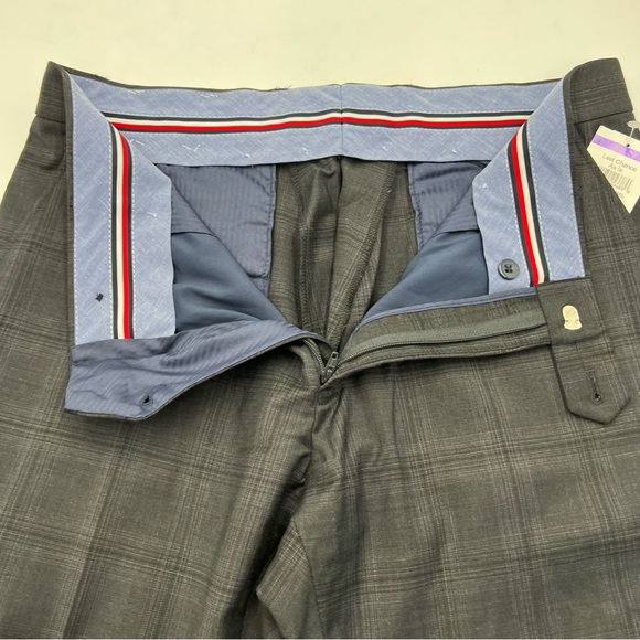 Men’s Tommy Hilfiger plaid flat front pants. SZ 34 black & grey modern fit. NWT - Picture 4 of 10